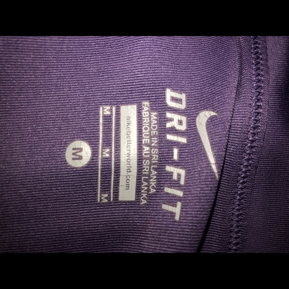 Women’s Nike skorts. Great preowned condition. - Picture 2 of 2